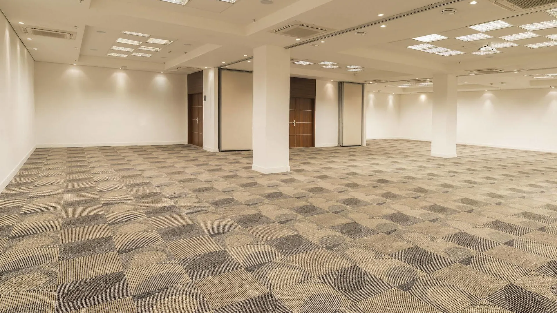 ****  Hotel Laghetto Moinhos Porto Alegre Brazil